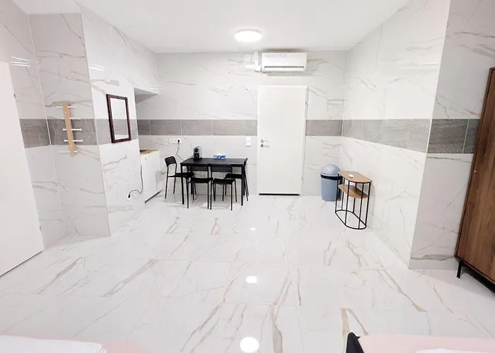 Cozy In Landstrasse Area Br2 Apartamento *